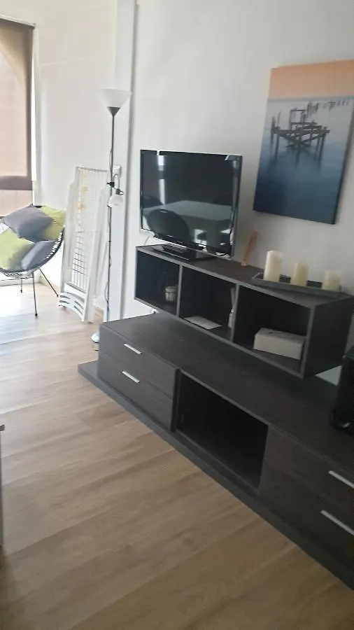 Apartment Ferienwohnung Les Pieds Dans L' Eau Empuriabrava Spanien