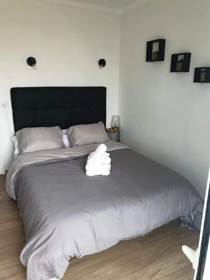 Apartment Ferienwohnung Les Pieds Dans L' Eau Empuriabrava