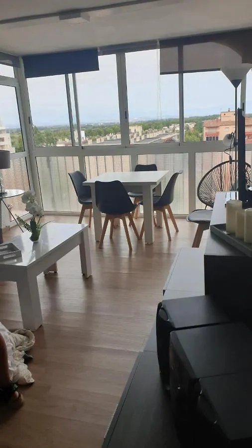 Apartamento Les Pieds Dans L' Eau Ampuriabrava 0*,  España